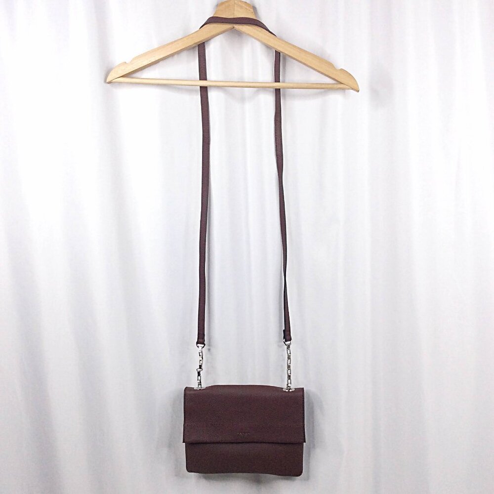 Tahari Soft Burgundy Pebbled Leather Small Crossbody Shoulder Bag Purse - Picture 4 of 10